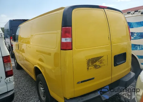 2020 Chevrolet Express G2500 from USA, damaged, VIN 1GCWGAFP5L1156677